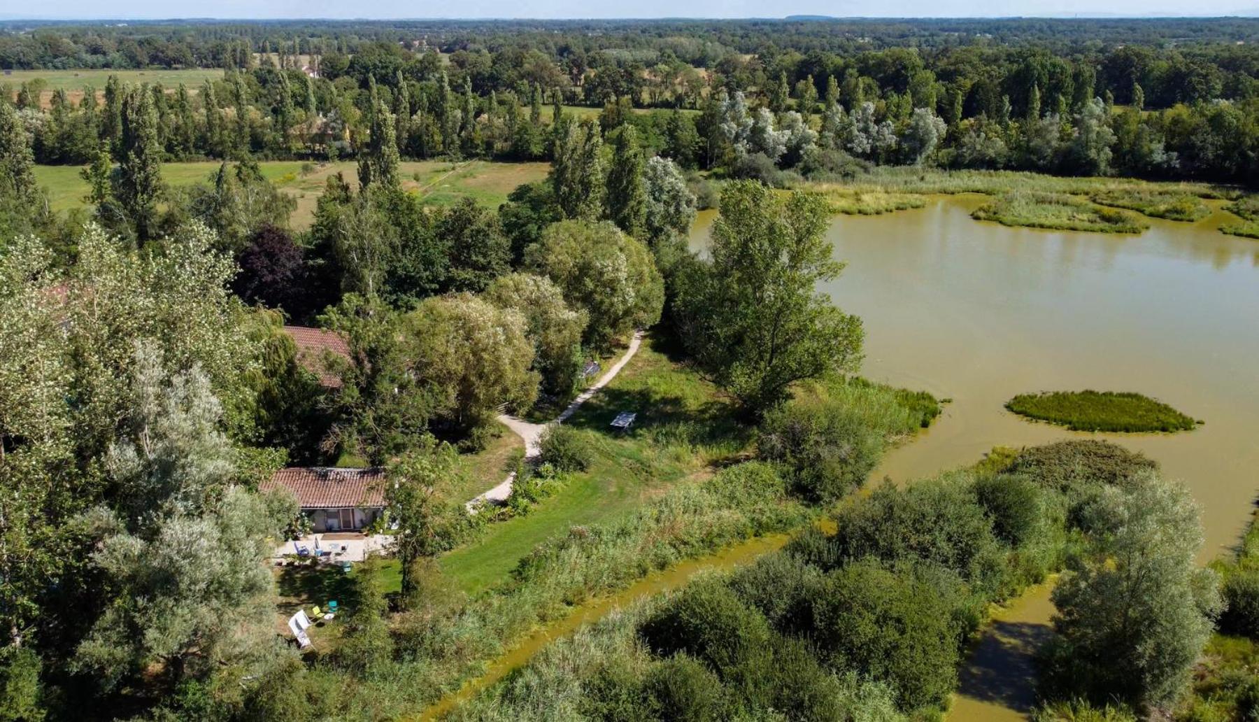 Espace Nature Studio Independant Proche Du Parc Des Oiseaux Sainte-Olive Exteriör bild